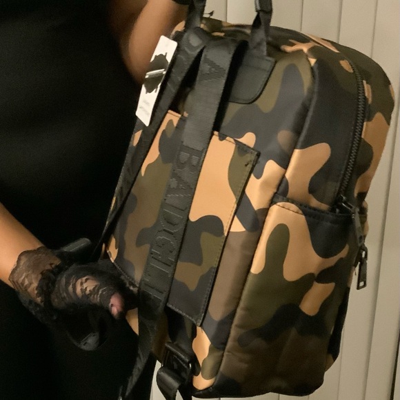BADGLEY MISCHKA Camouflage backpack (NWT) - Picture 5 of 6